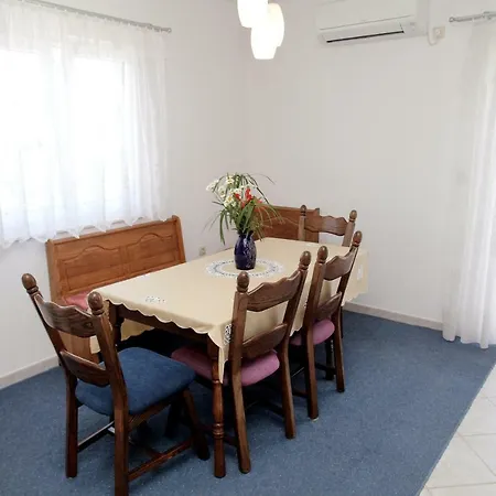 Mia Apartment *